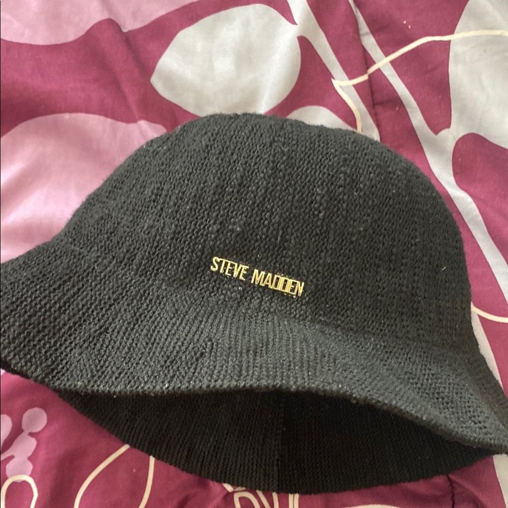 Steve Madden Charcoal Knit Bucket Hat